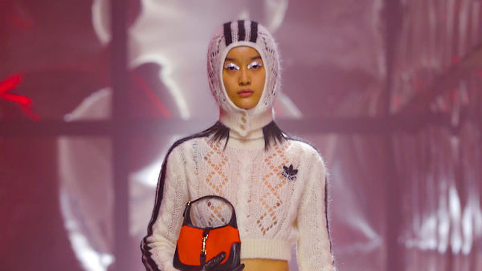 Look 19
