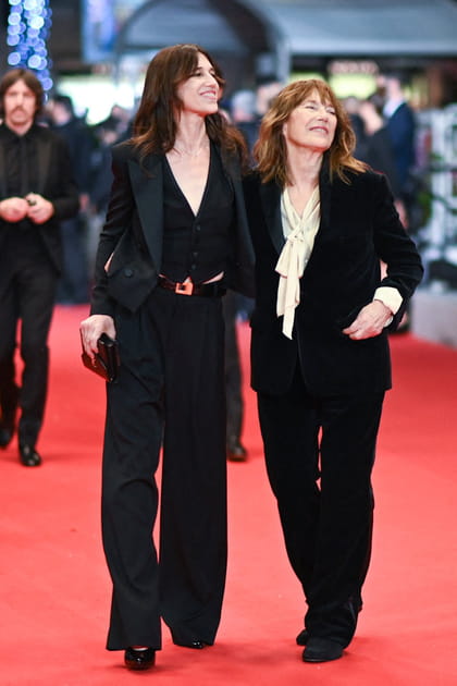 Charlotte Gainsbourg et Jane Birkin en Saint Laurent