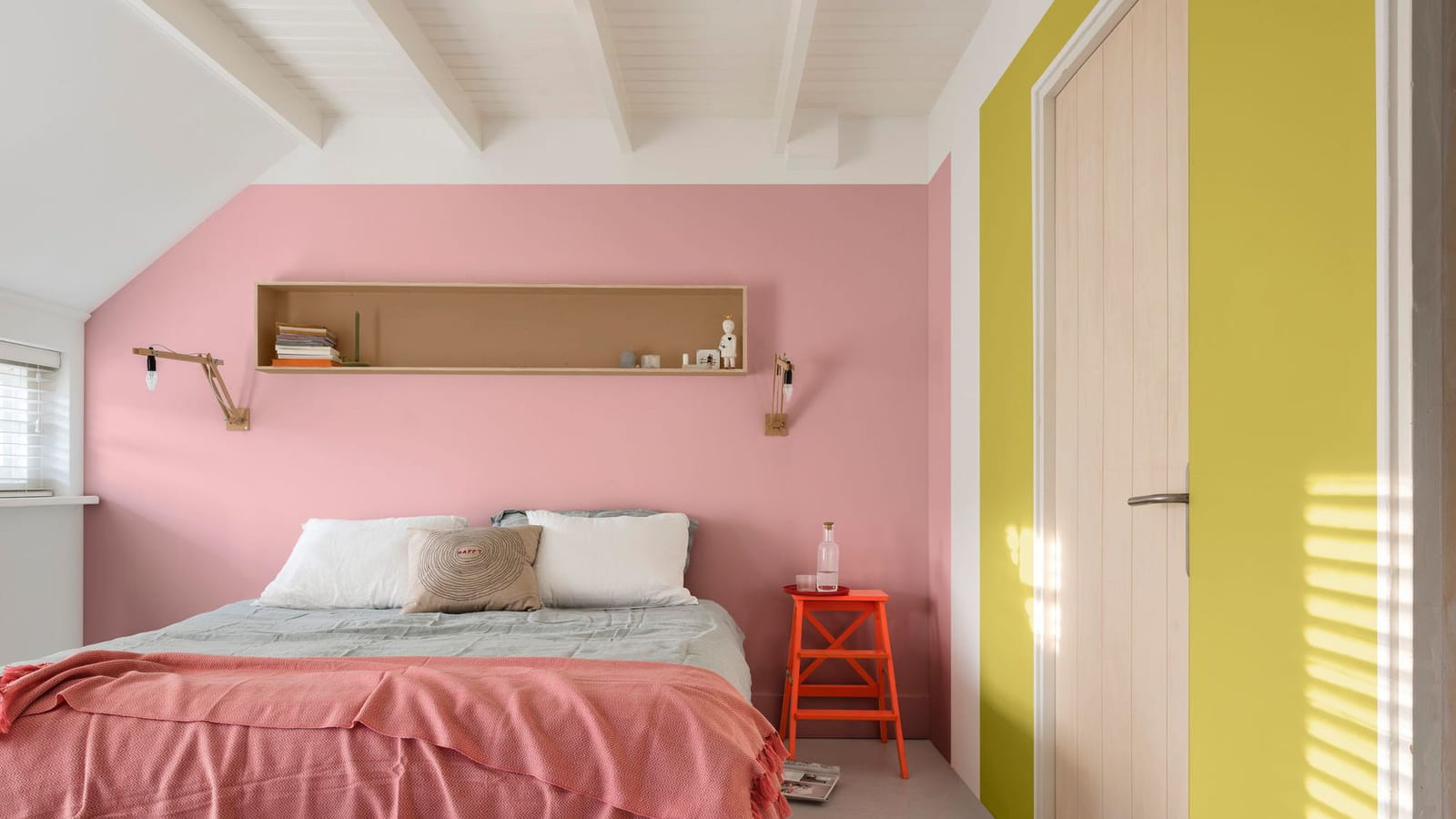 Tête de lit rose 