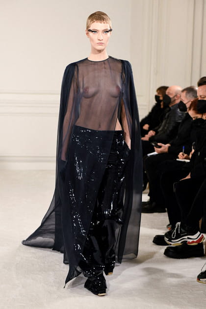 Défilé Valentino haute couture printemps-été 2022