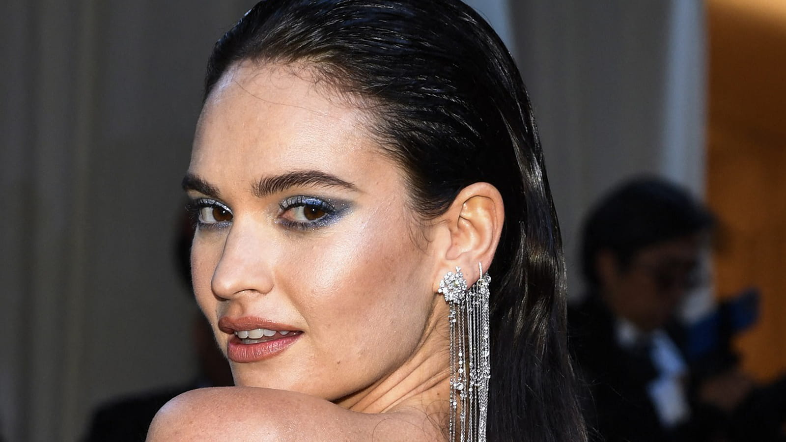 Lily James sans frange