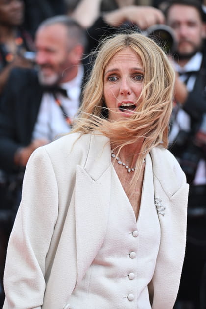 Sandrine Kiberlain, &agrave; l'avant-premi&egrave;re de "Triangle Of Sadness" le 21&nbsp;mai