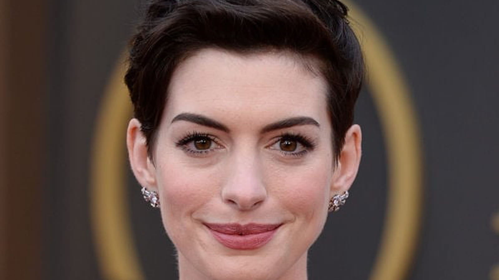 Anne Hathaway