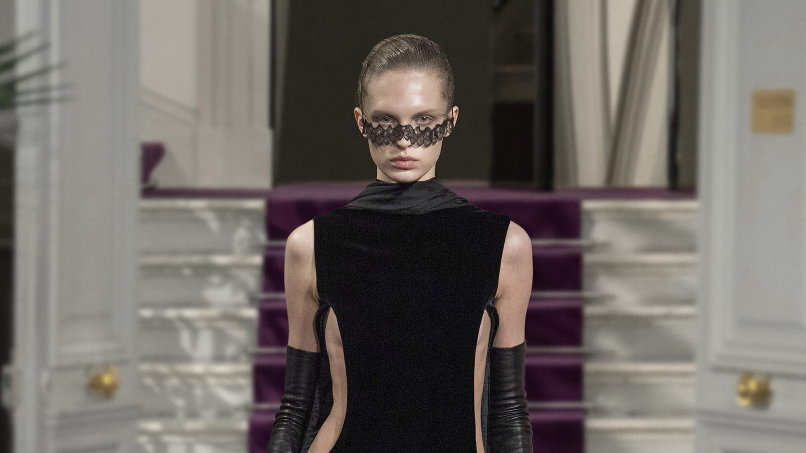 Look 60 du défilé Valentino