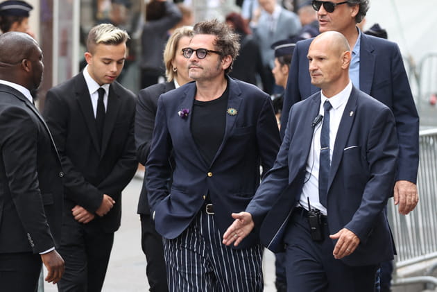 Matthieu Chedid aux obs&egrave;ques de Jane Birkin