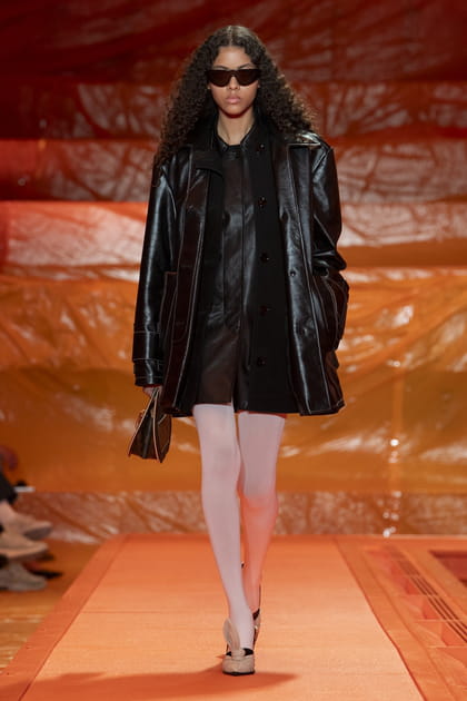 Look 23 du défilé Louis Vuitton printemps-été 2024