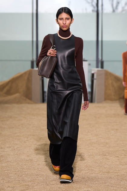 Look 16&nbsp;du d&eacute;fil&eacute; Chlo&eacute;