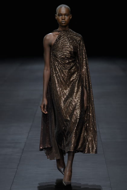 Look 13&nbsp;du d&eacute;fil&eacute; Valentino