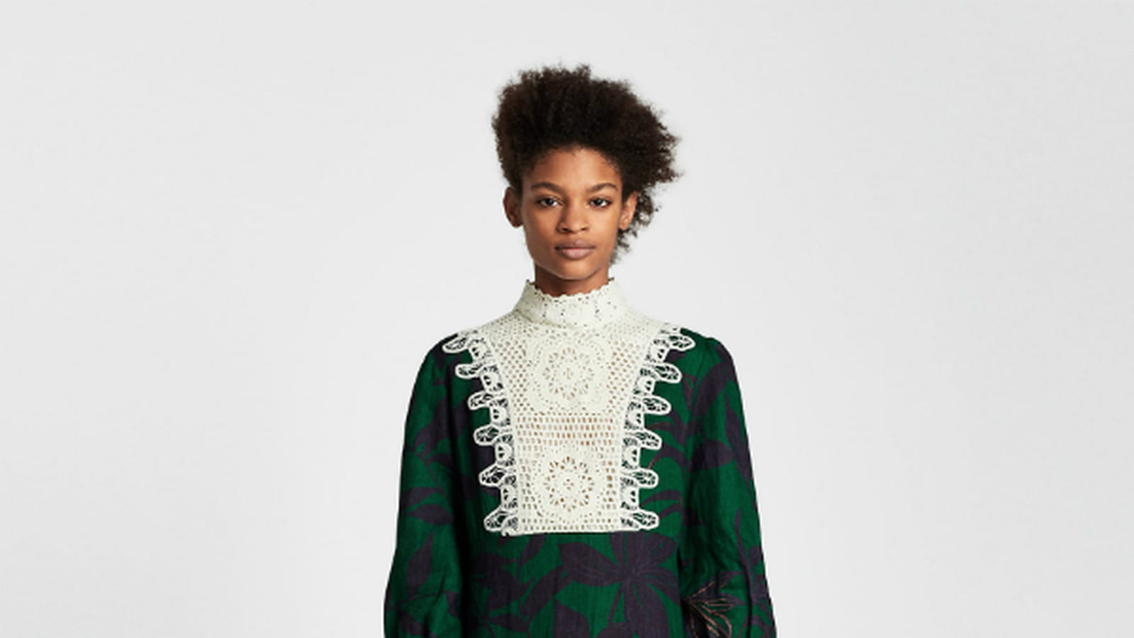 Robe à plastron 