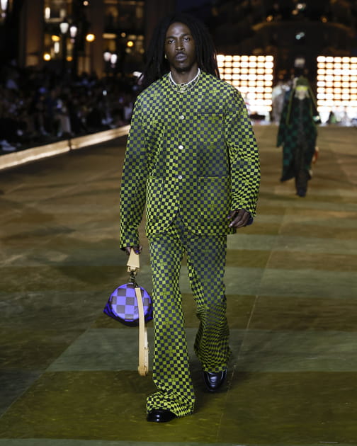 Look 33&nbsp;du d&eacute;fil&eacute; Louis Vuitton