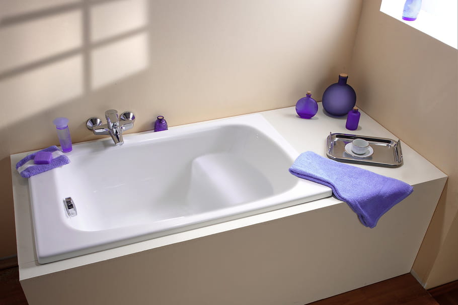 Baignoire sabot : tout savoir sur l'ancienne petite baignoire