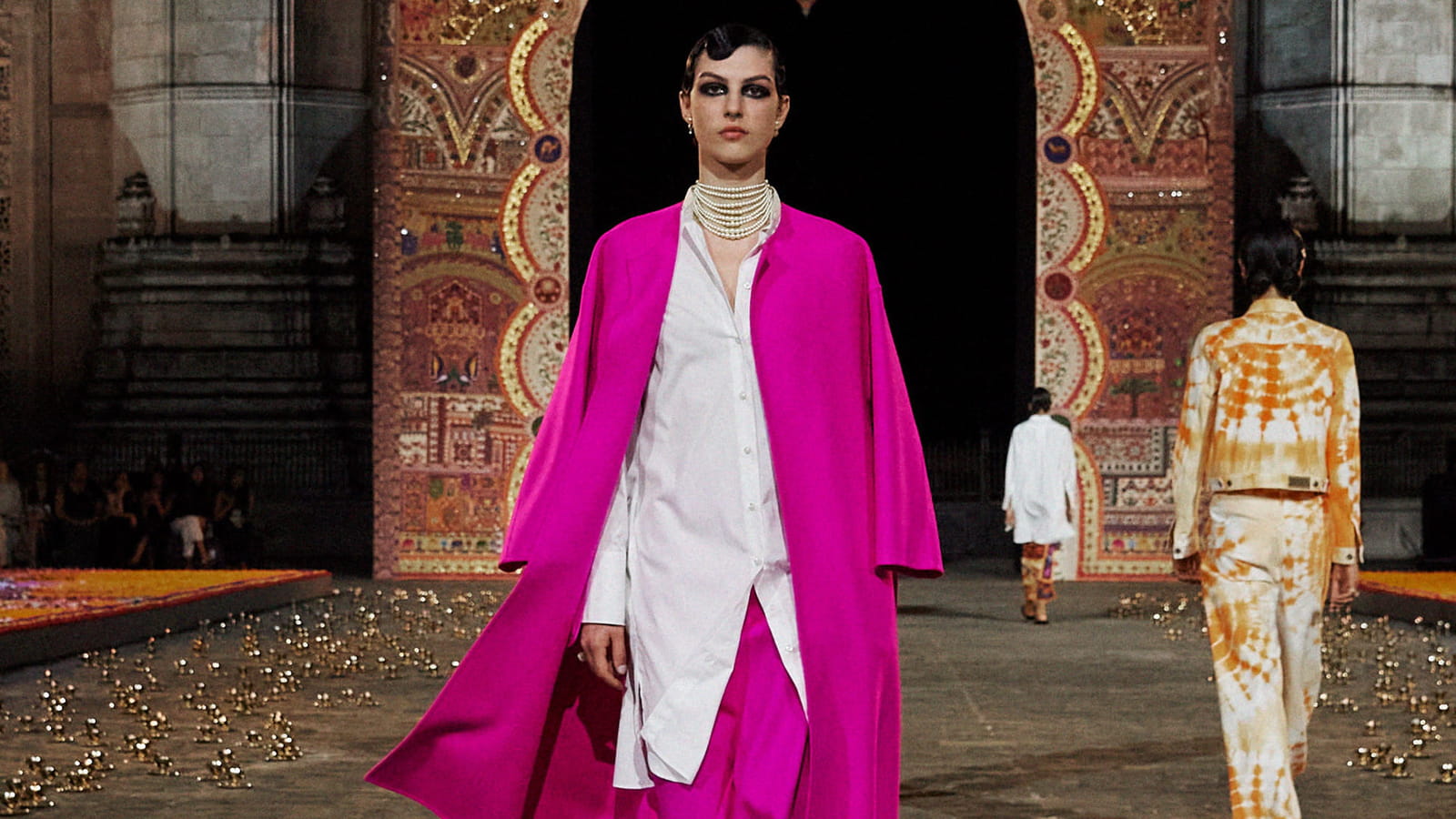 Look 37