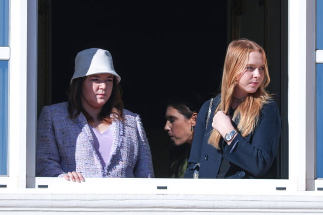 M&eacute;lanie-Antoinette de Massy, petite cousine d'Albert II, aper&ccedil;ue au balcon