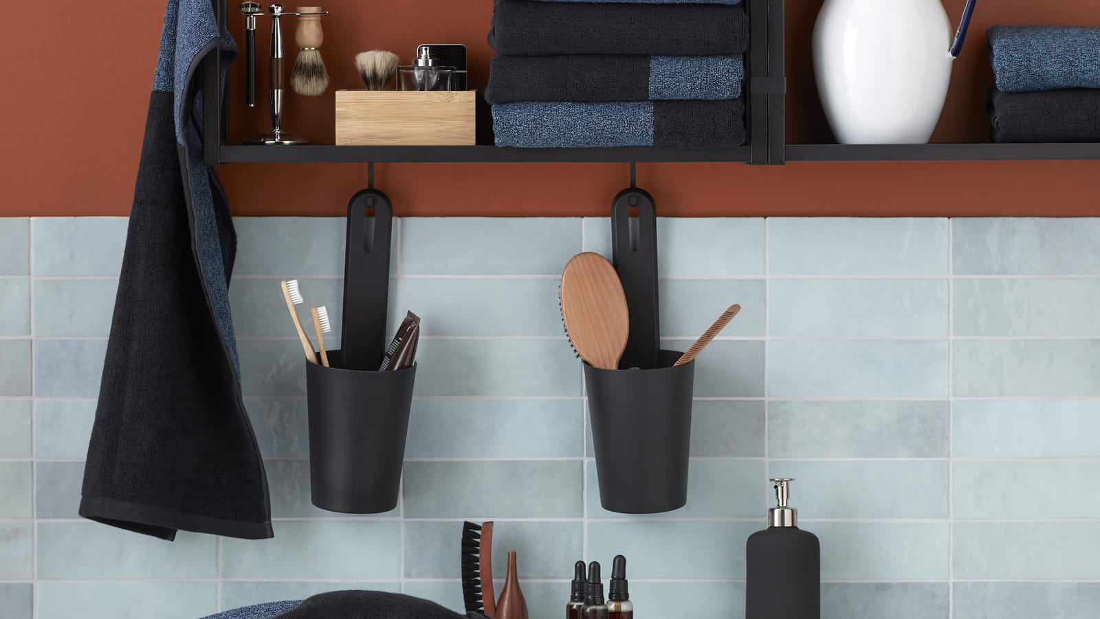 Salle de bains IKEA esprit dandy chic