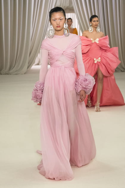 Look 5 du défilé Giambattista Valli