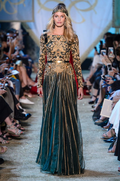 D&eacute;fil&eacute; Elie Saab