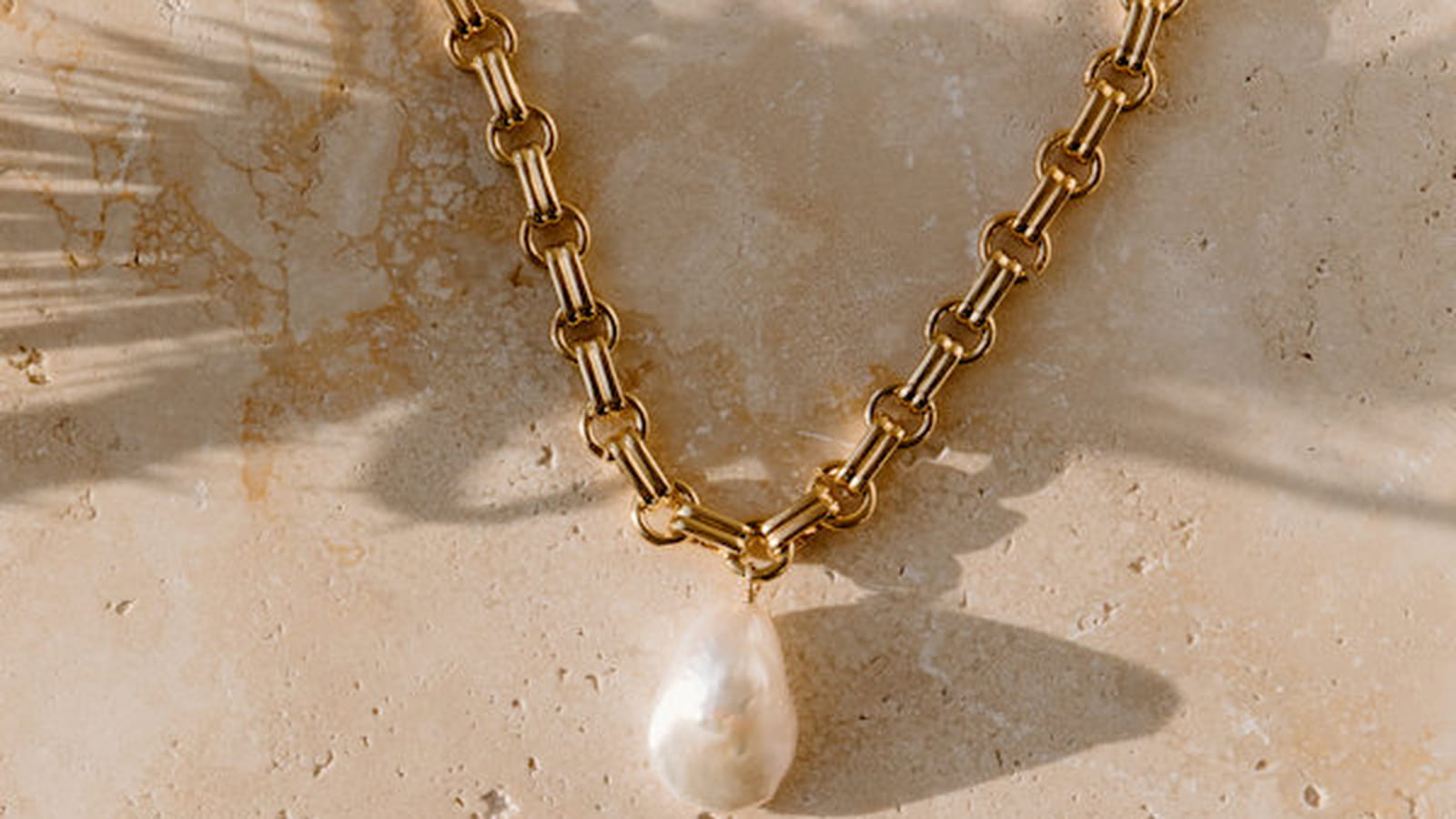 Collier Gisel B