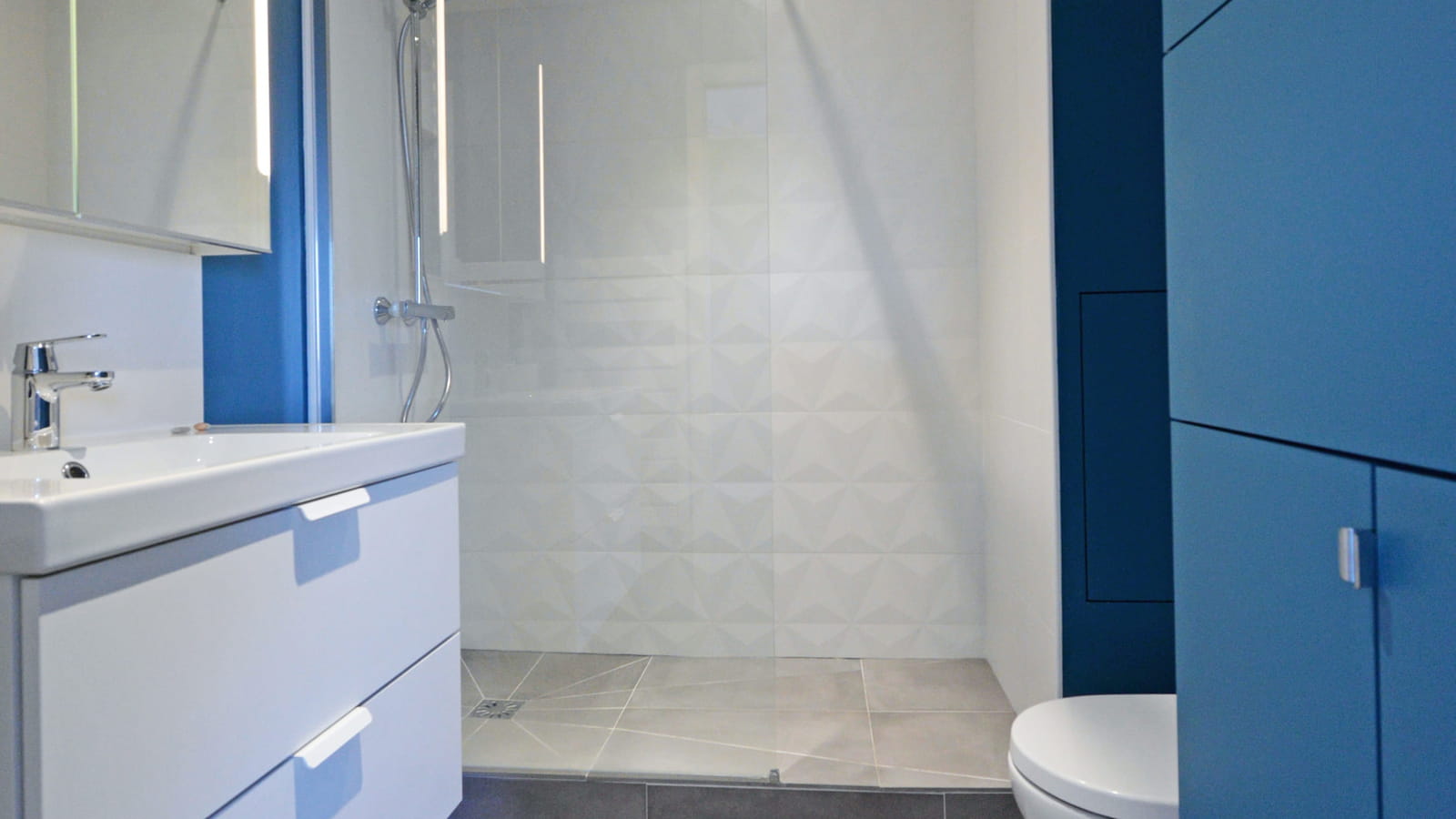 Salle de bains après
