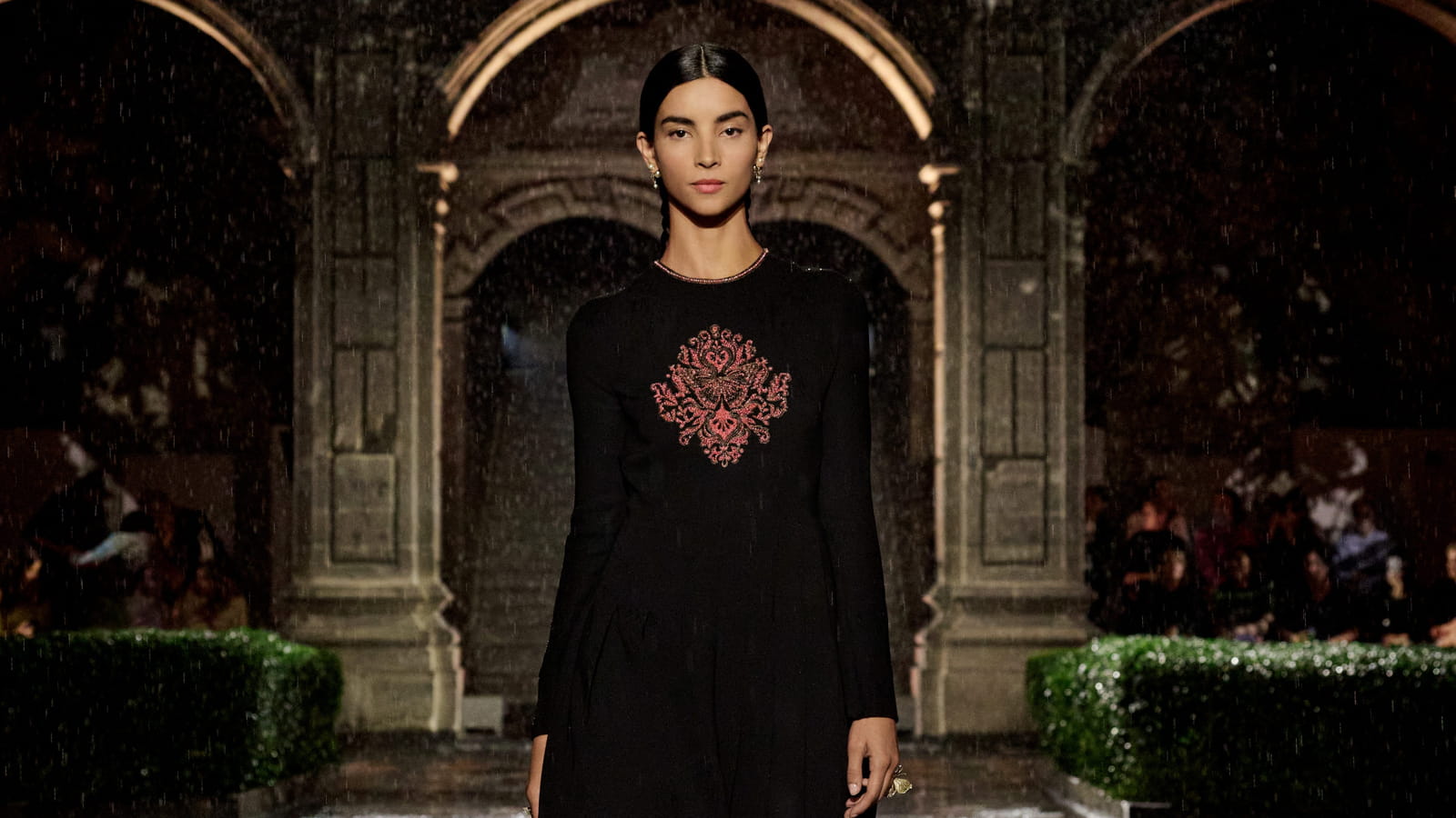 Look 5