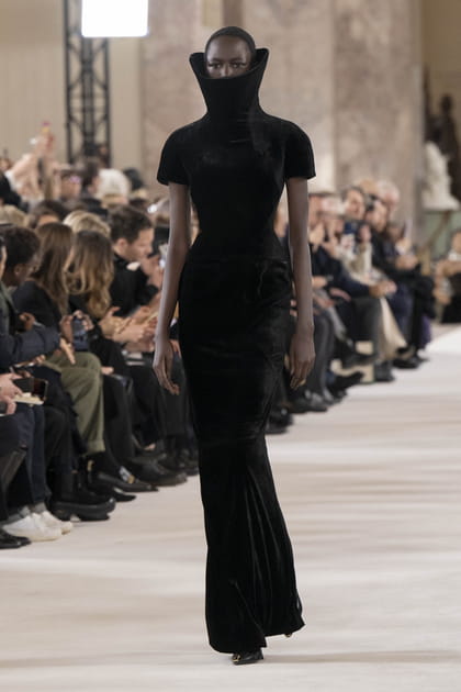 Look 3 du défilé Schiaparelli haute couture printemps-été 2024