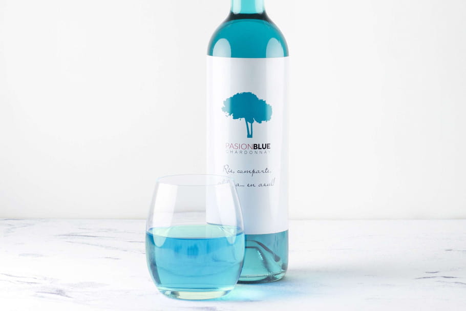 Un vin qui voit la vie en bleu, enfin presque !