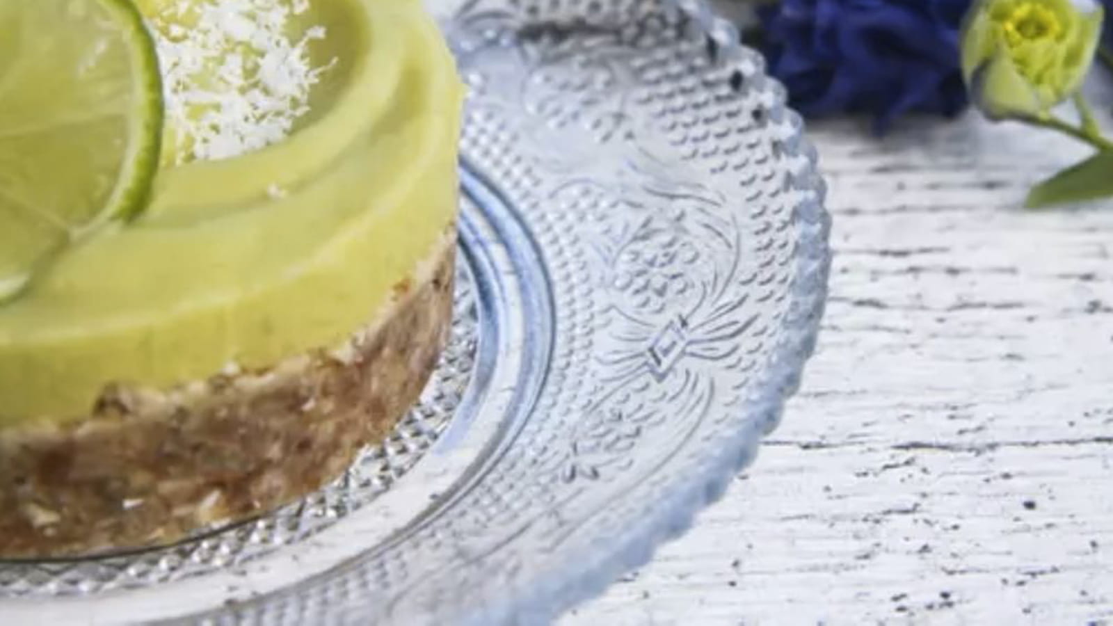 Tartelette crue à l'avocat et au citron vert