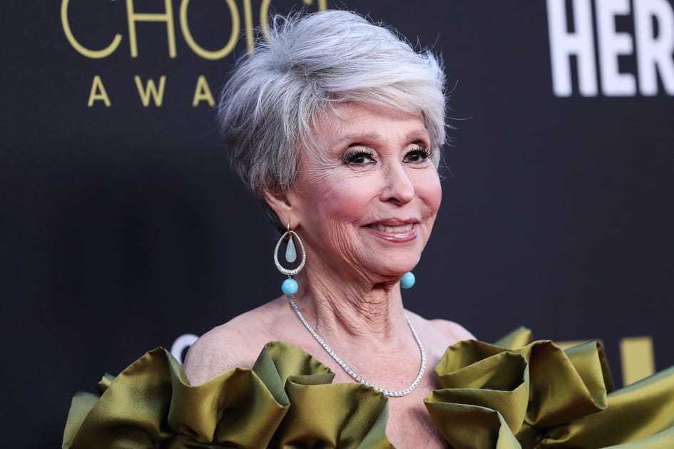 Les cheveux blancs de Rita Moreno