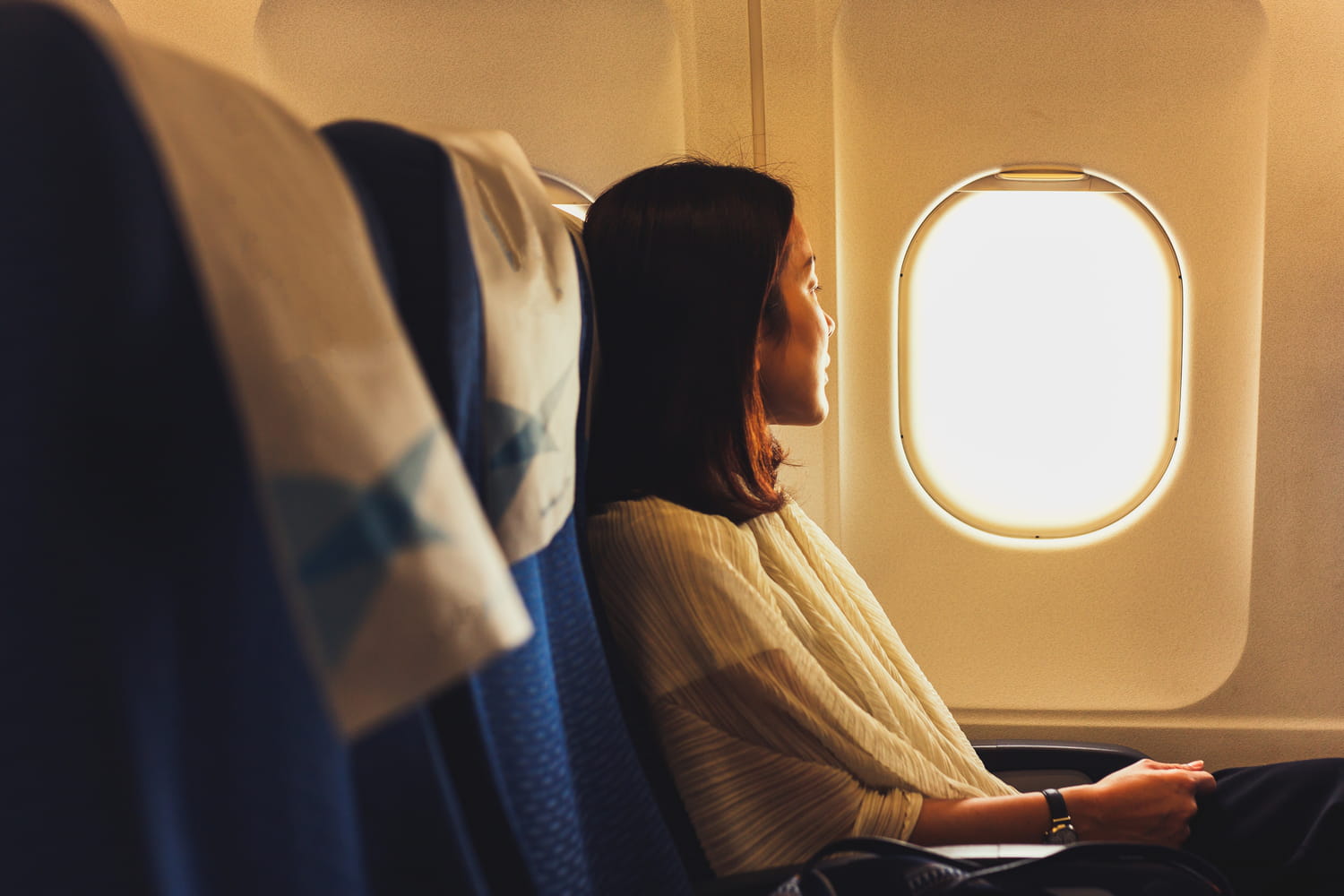 This garment seems perfect for traveling, but the hostesses of the air sound the alarm – this is why it must be avoided