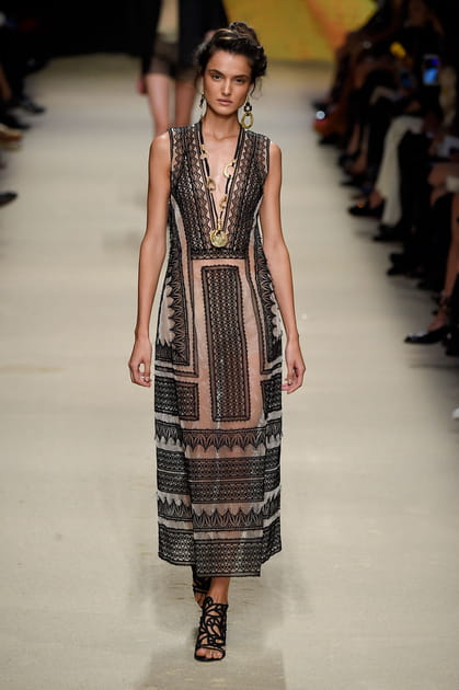 D&eacute;fil&eacute; Alberta Ferretti