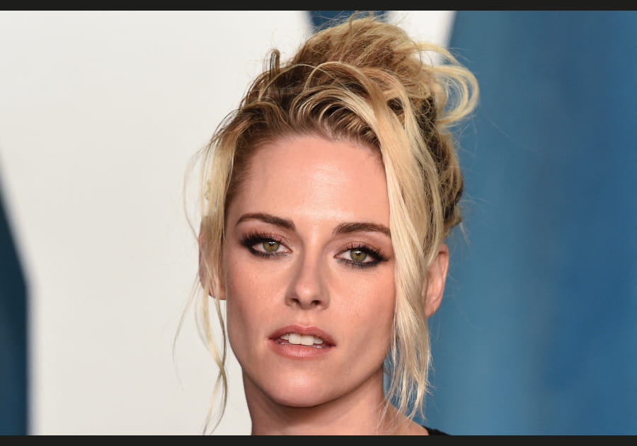Le chignon d&eacute;structur&eacute; de Kristen Stewart