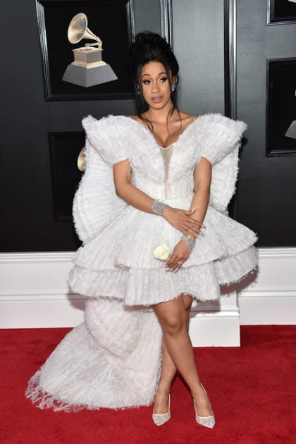 Cardi B en Ashi Studio et bijoux Messika