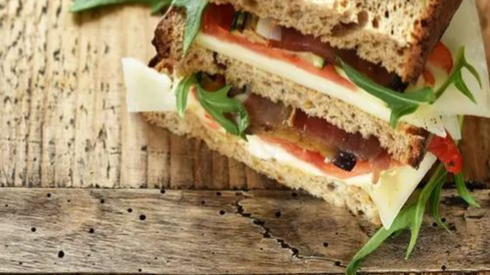 Club Sandwich aux tranches de brebis Lou Pérac et jambon de pays