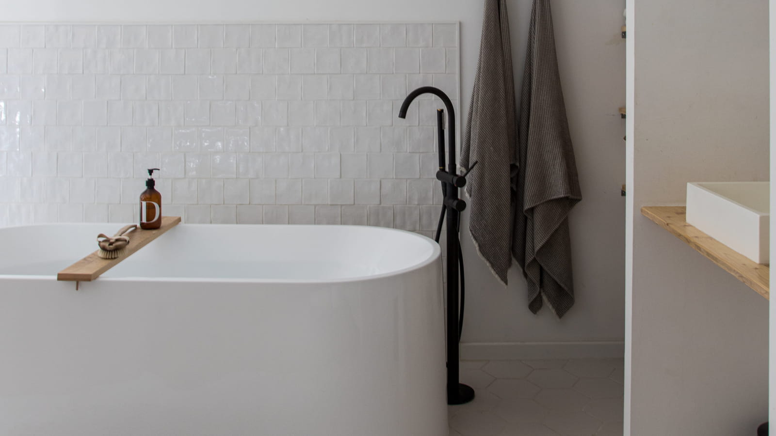 Baignoire épurée