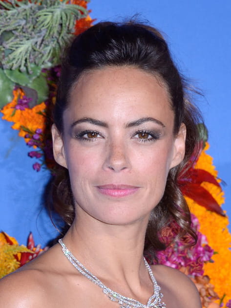 Frange de star&nbsp;: B&eacute;r&eacute;nice Bejo sans frange