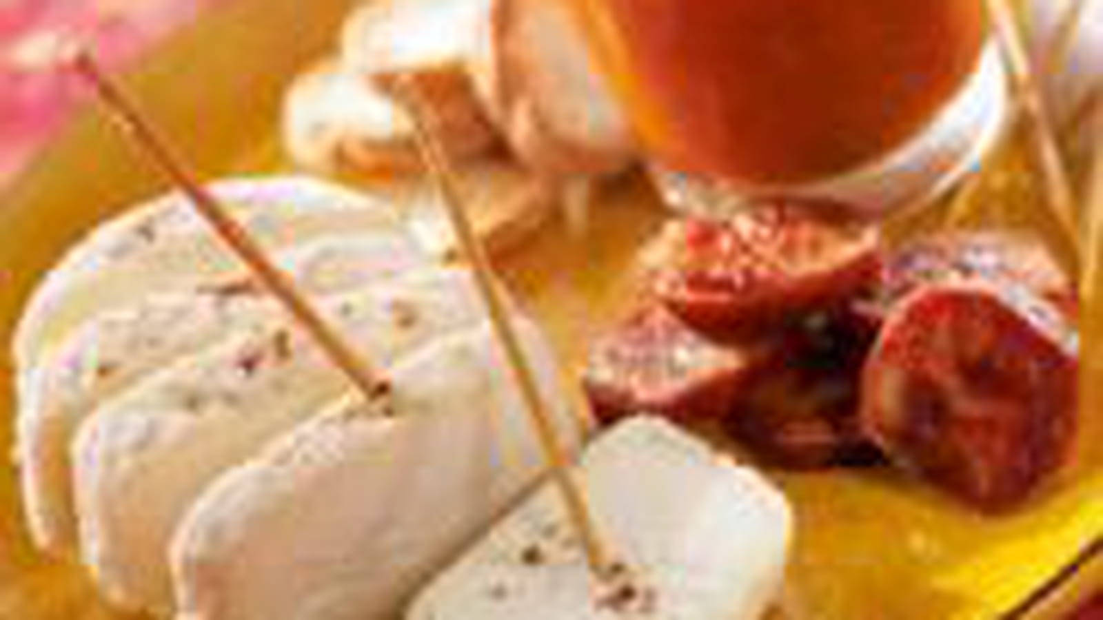 Tapas de crottin de chèvre et gaspacho