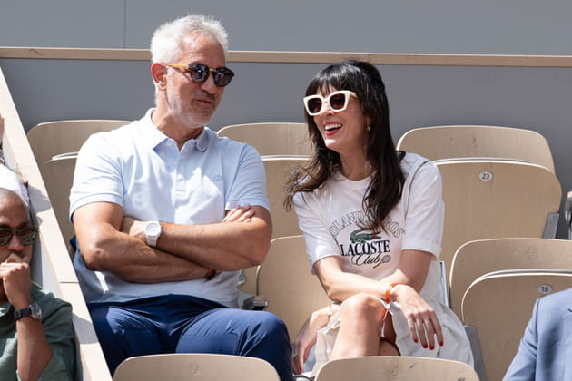 Nolwenn Leroy apparait rayonnante sous le soleil de Roland-Garros