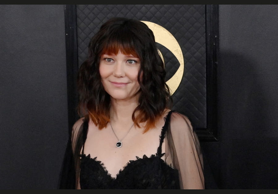 Flop&nbsp;: la chevelure bicolore de Molly Tuttle