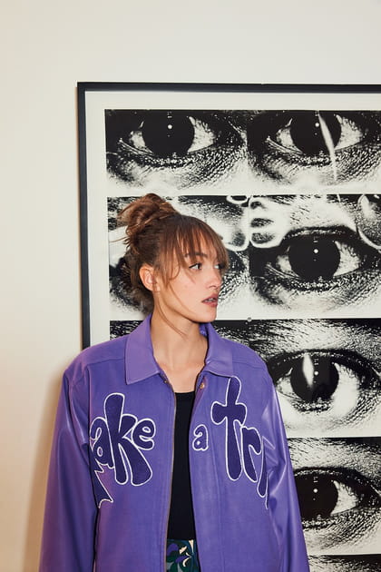 Le chignon simple avec frange