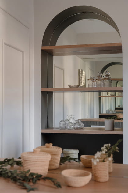 Apr&egrave;s&nbsp;: une salle d'eau avec un savant jeu de miroirs