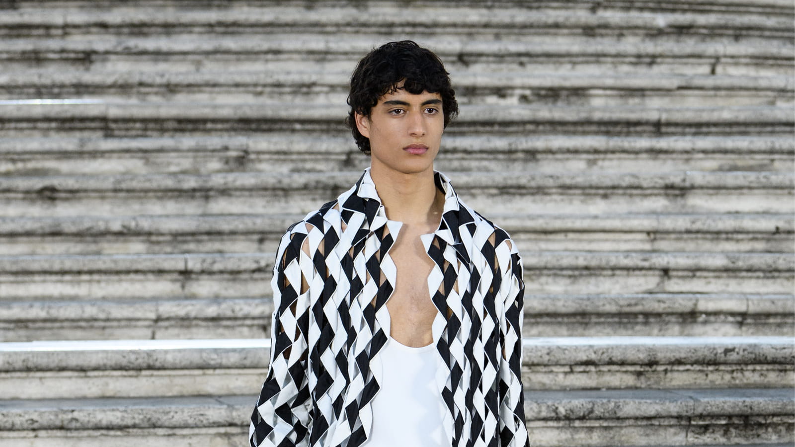 Look 34