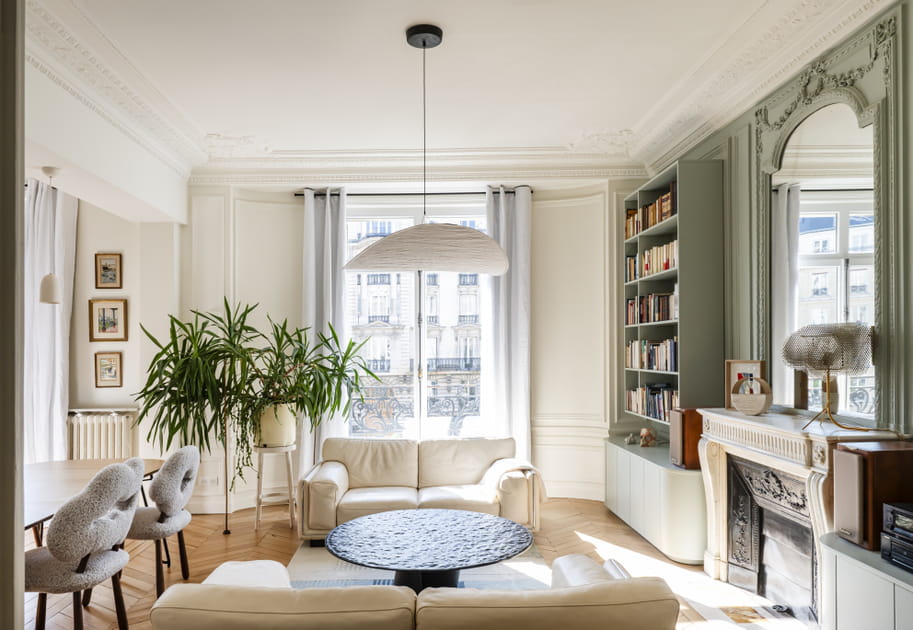 Apr&egrave;s&nbsp;: un salon bien optimis&eacute; et d&eacute;cor&eacute; avec go&ucirc;t au charme fou