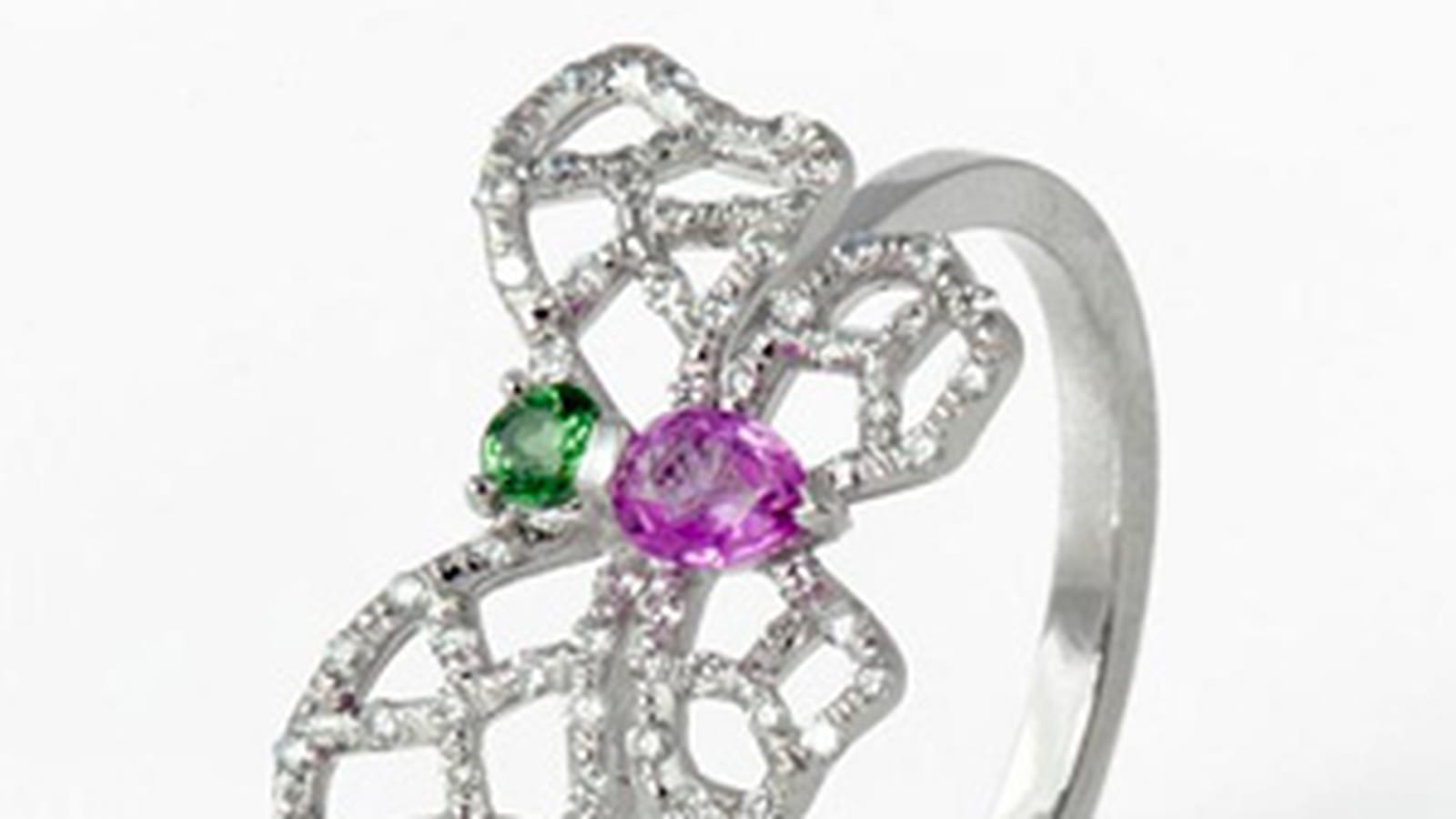 La bague "Mini Butterfly" de Georland