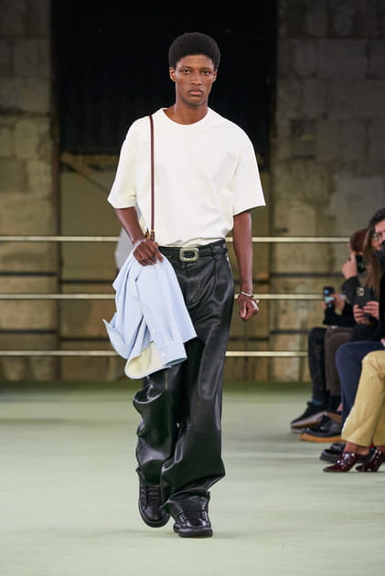Look 34 du défilé Bottega Veneta