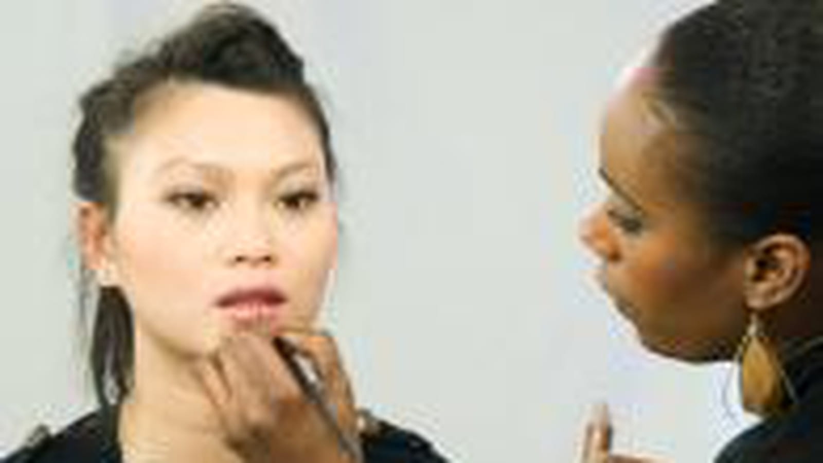 Leçon de maquillage pour peaux asiatiques
