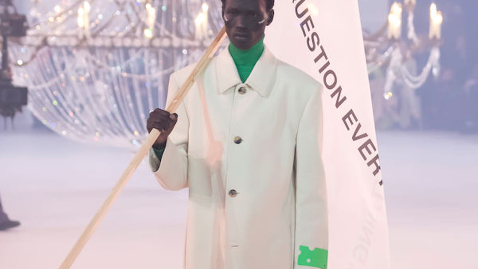 Look 22