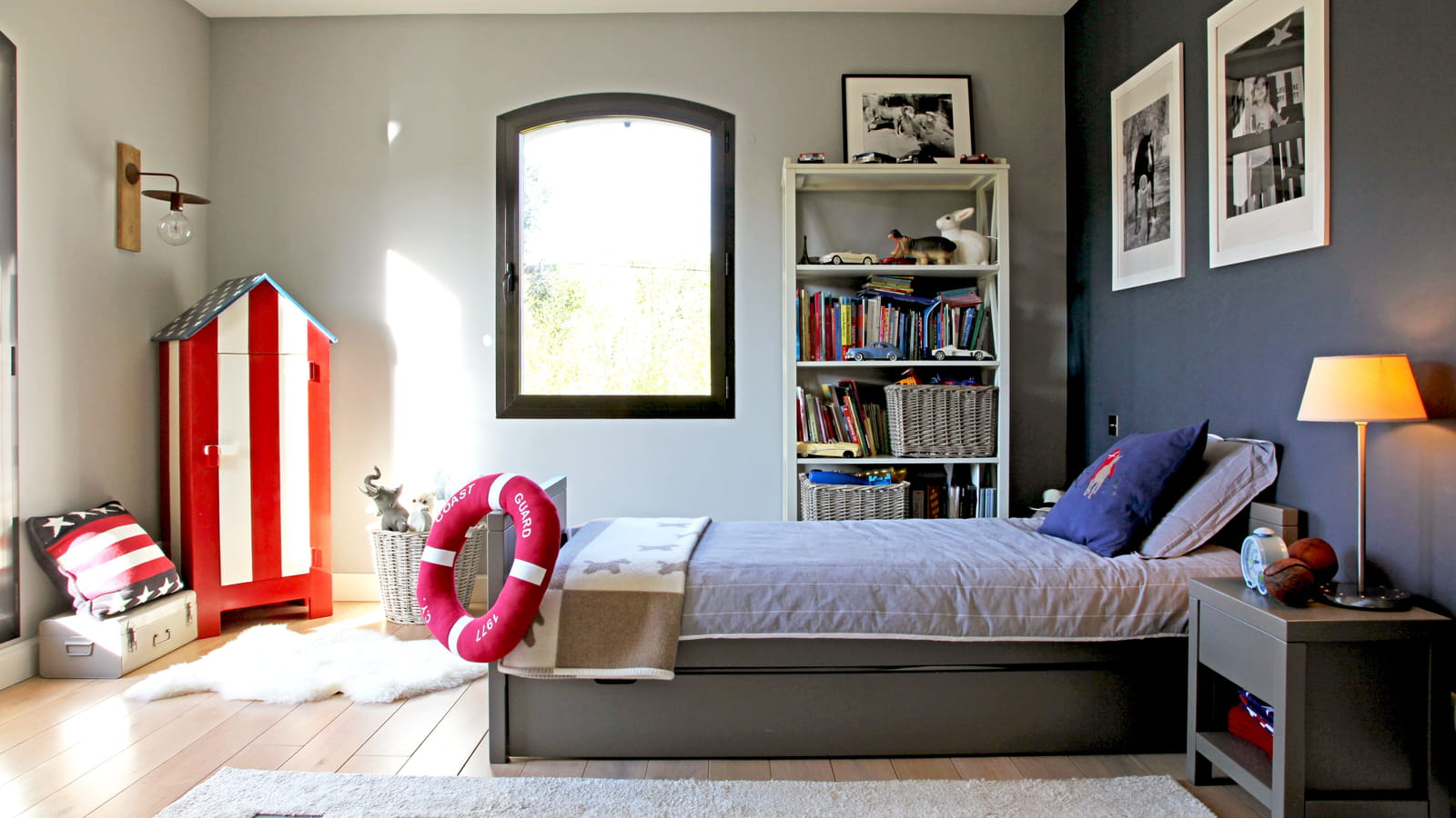 Contemporain