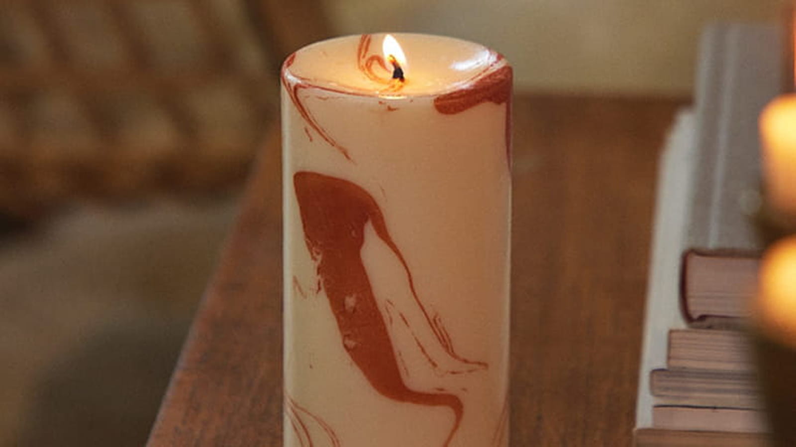 Bougie à l'effet marbré