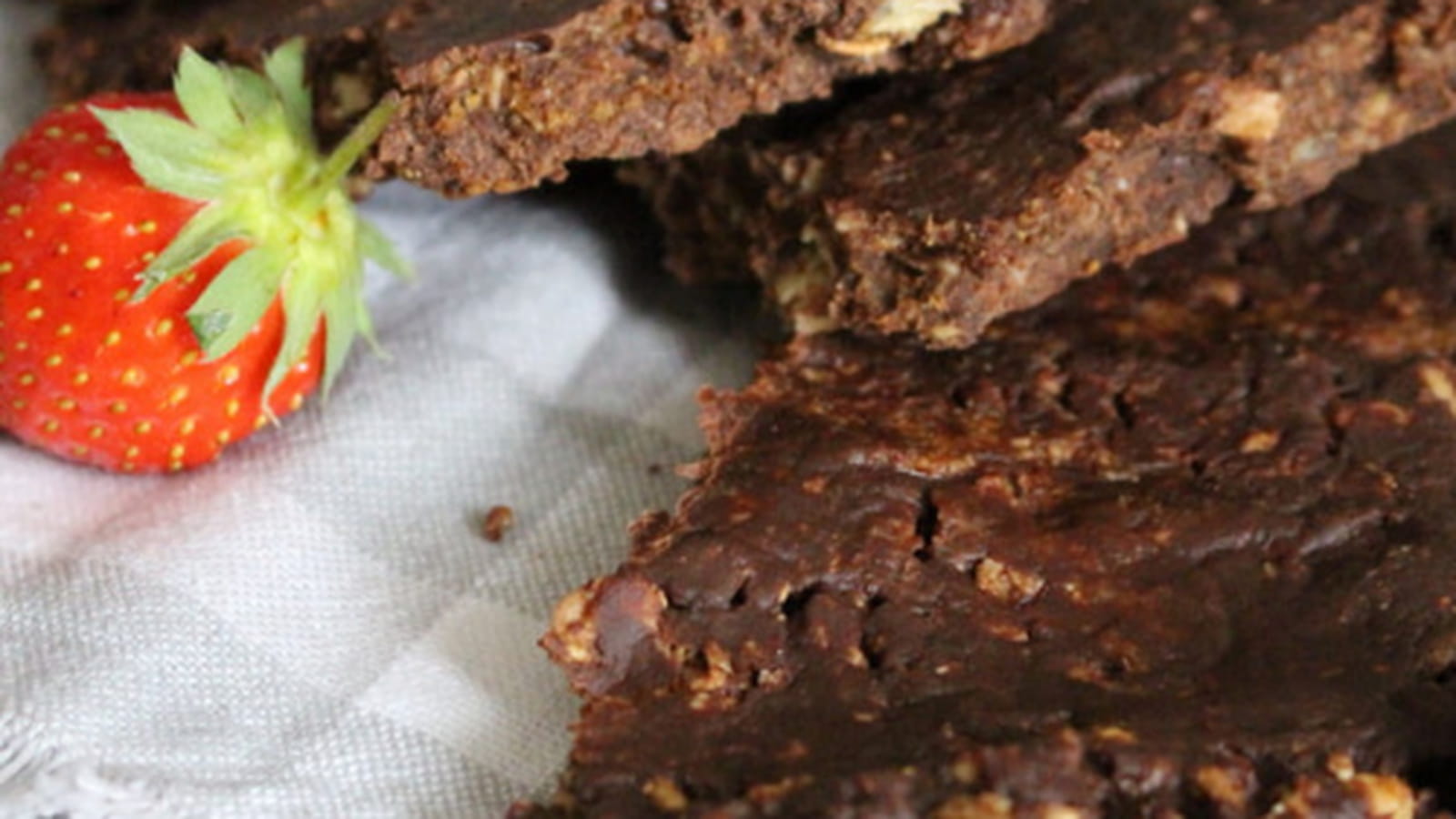 Barre chocolatée au muesli et praliné