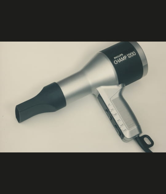 1984&nbsp;: le s&egrave;che-cheveux semi-professionnel