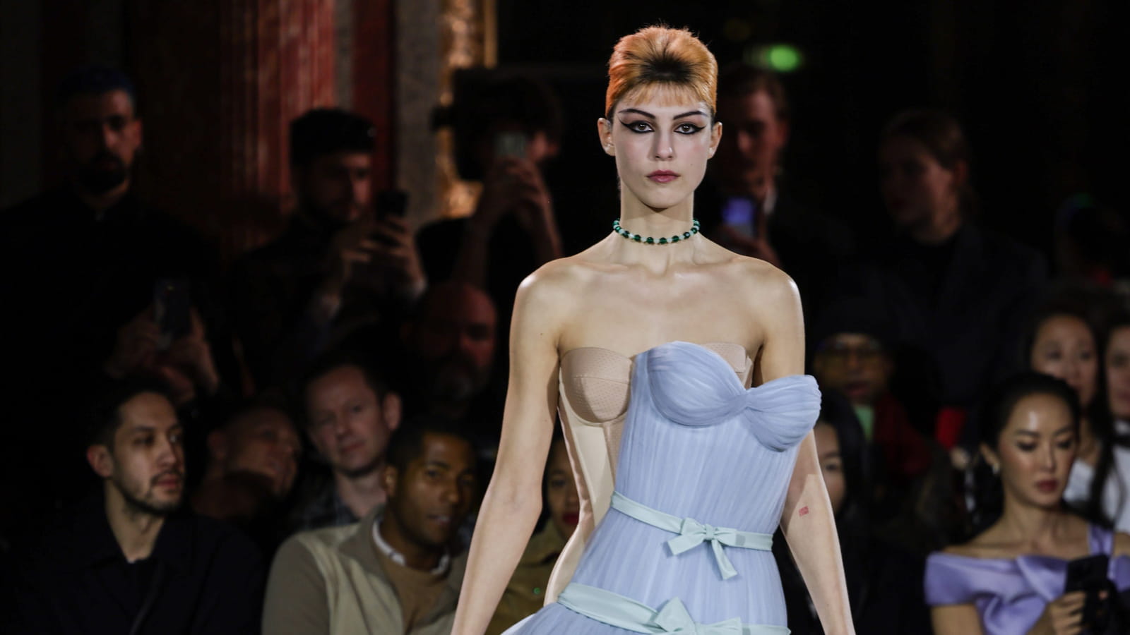 Look 17